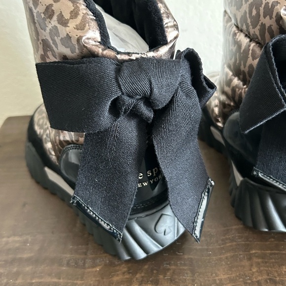 New in Box - Kate Spade Frosty Boots Black / Gold - Size 6 - Picture 11 of 12